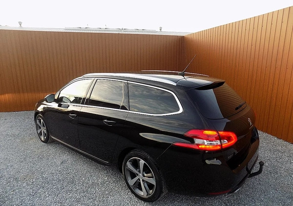 Peugeot 308 cena 38900 przebieg: 223000, rok produkcji 2017 z Rydułtowy małe 497